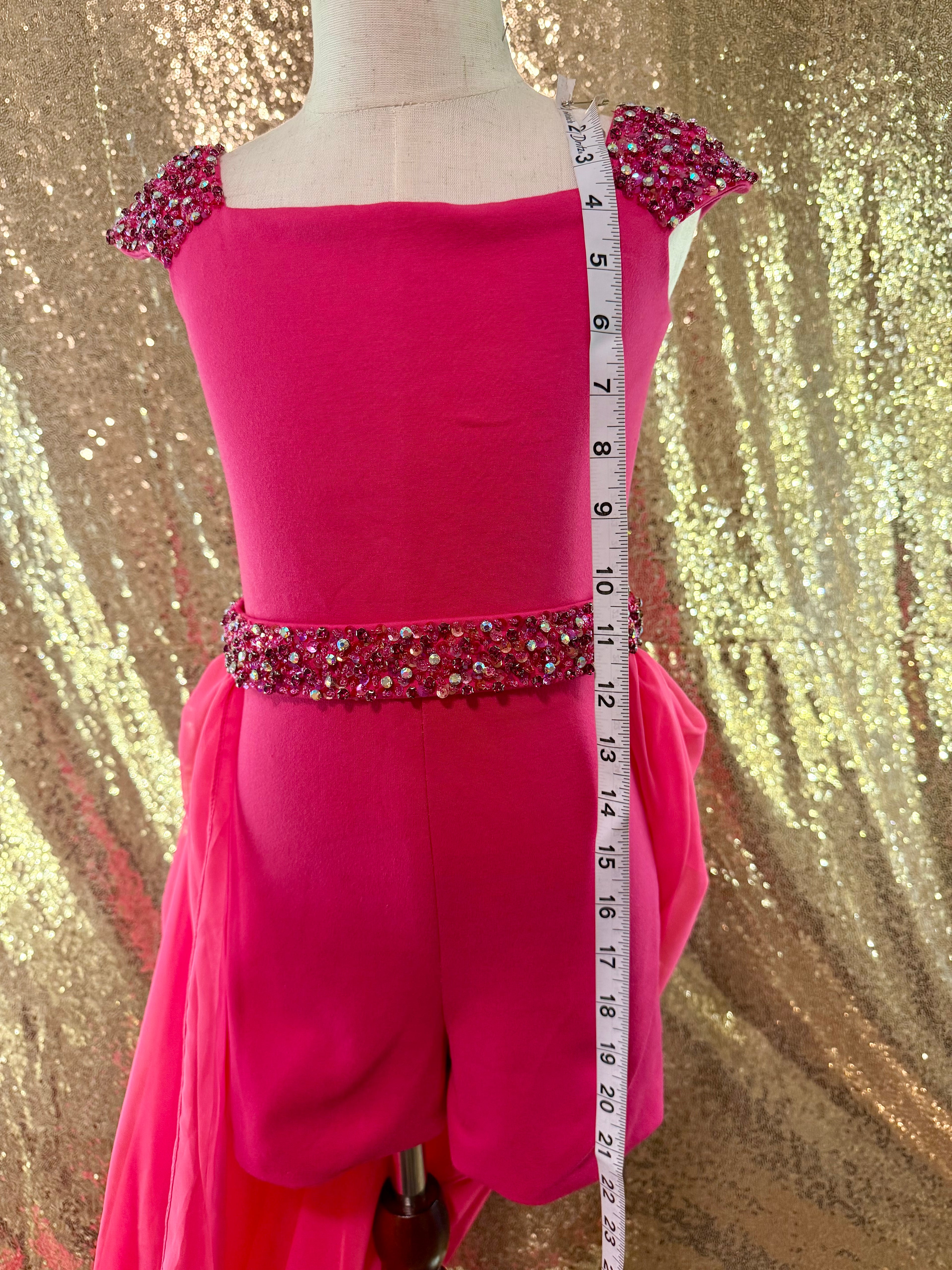OMC Size 6 Fun Fashion