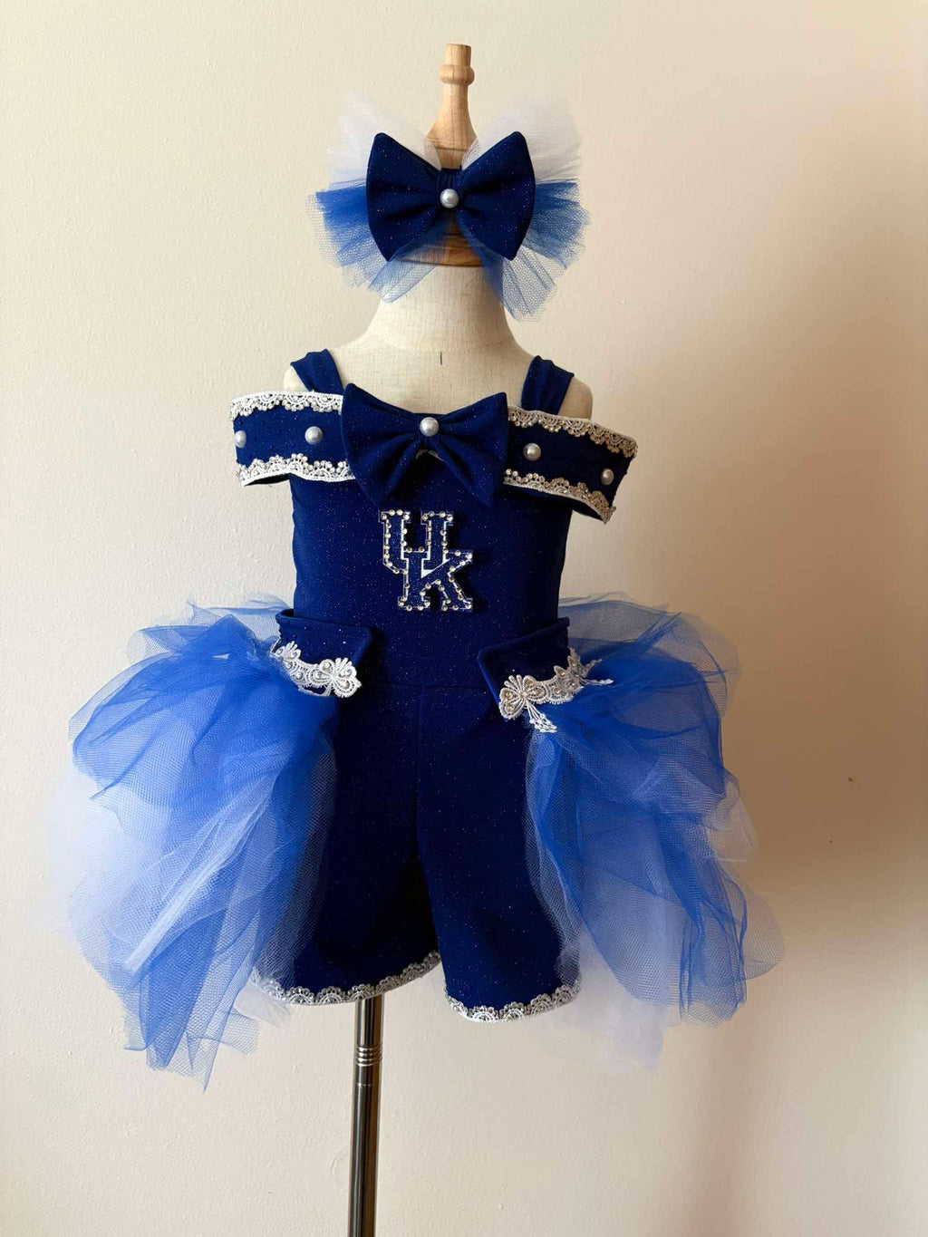 UK & Bluey Fun Fashion by Runway Ruffles Size 12/2