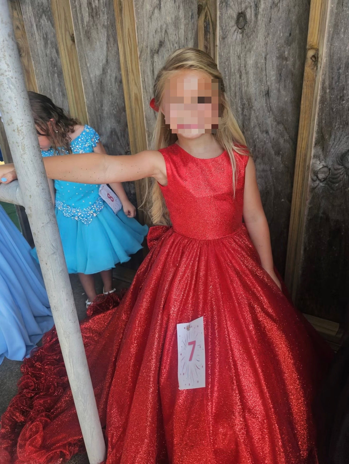 Scarlet Reign red glitz size 4
