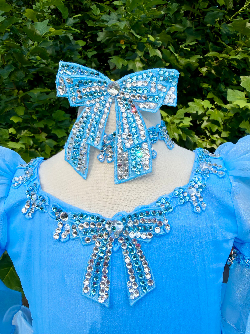 Blue Bow Baby by Connie Hobson - Size 18/24 months