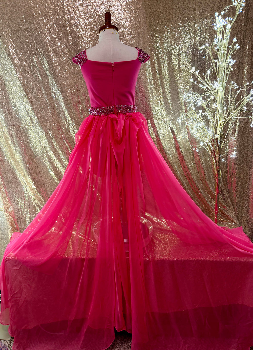 OMC Size 6 Fun Fashion