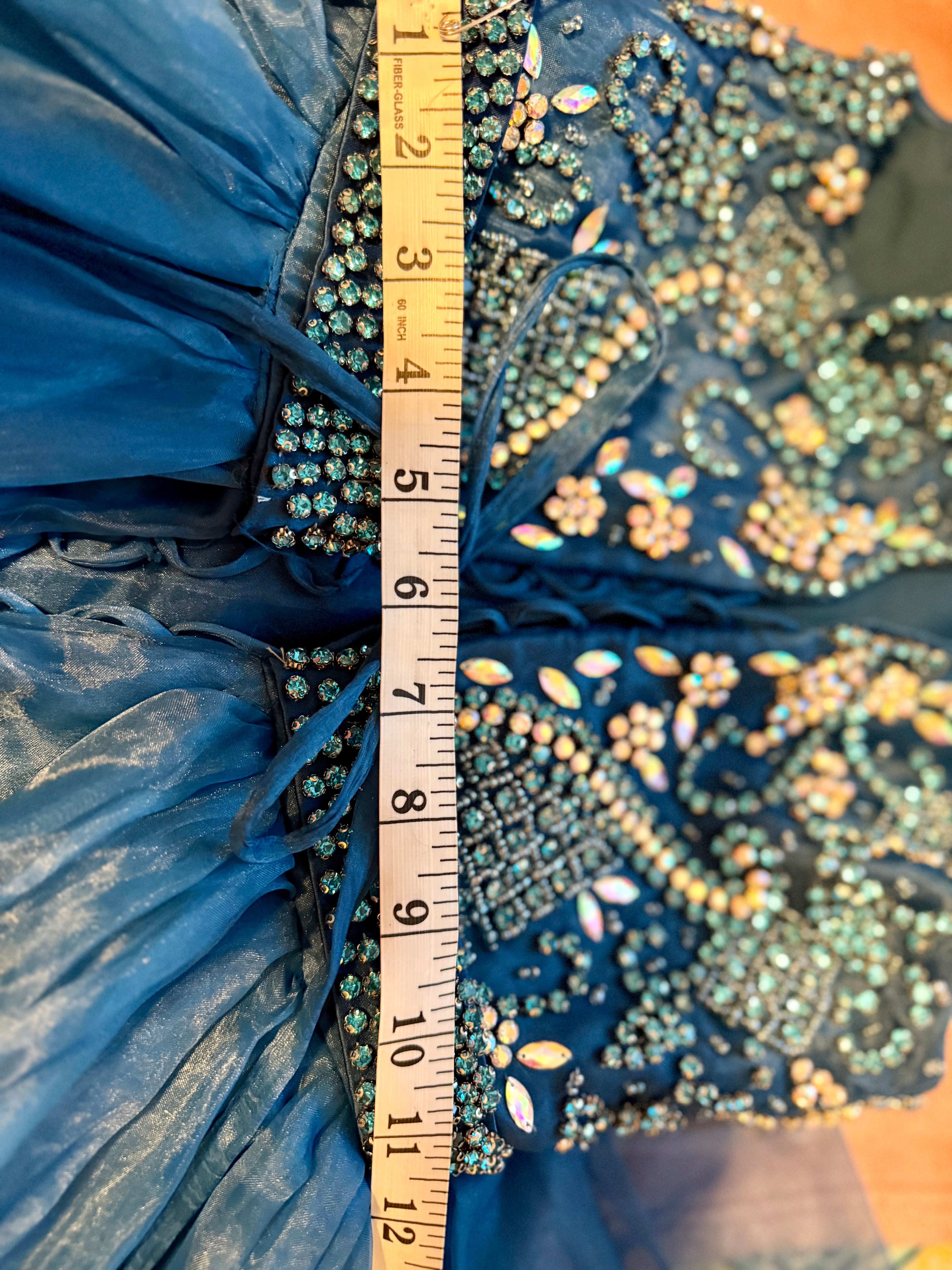 Liz Chen size 10