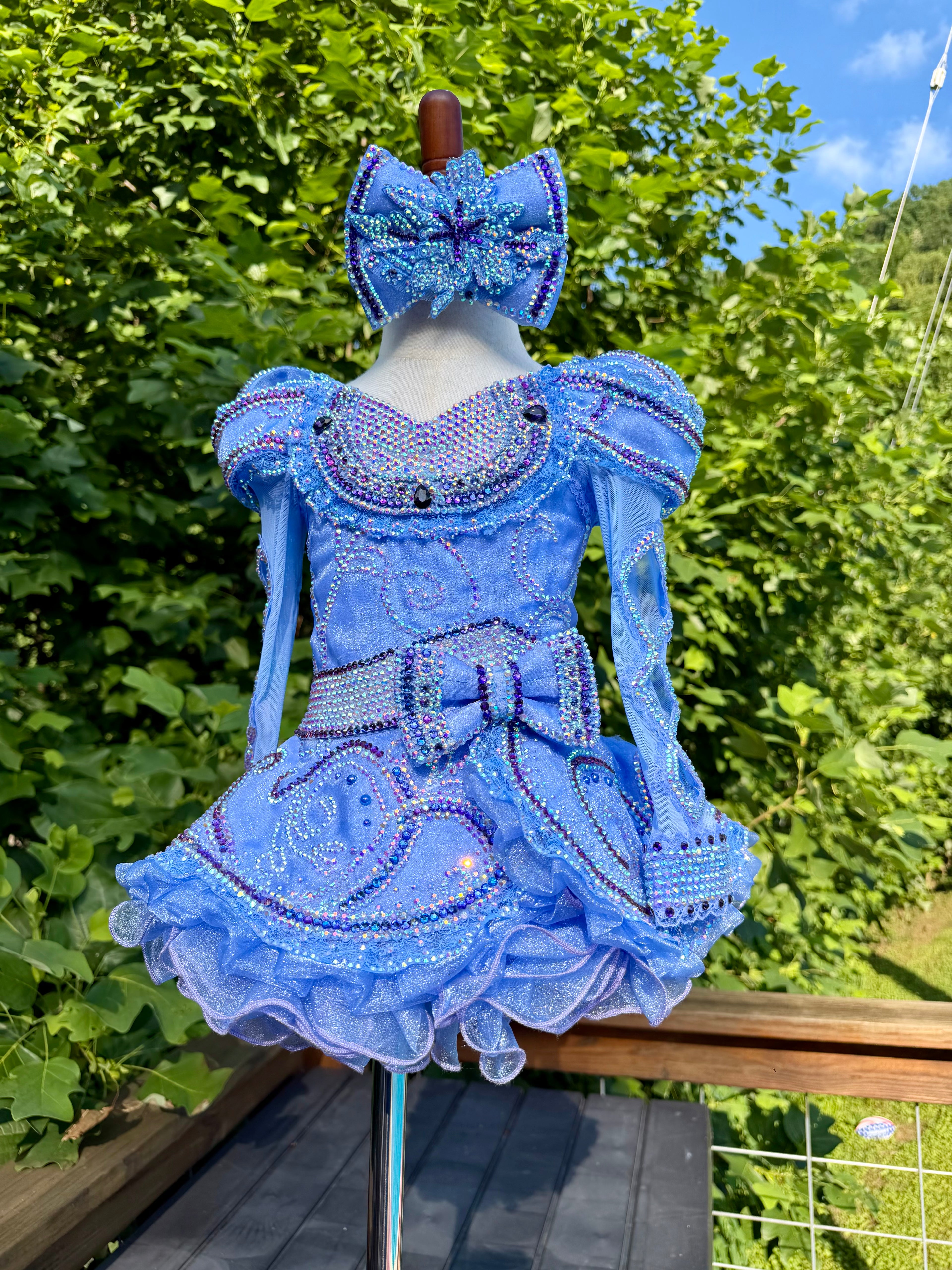 Borealis Customs Mega Glitz. Periwinkle Dreams, Size 12/2 - 18/3
