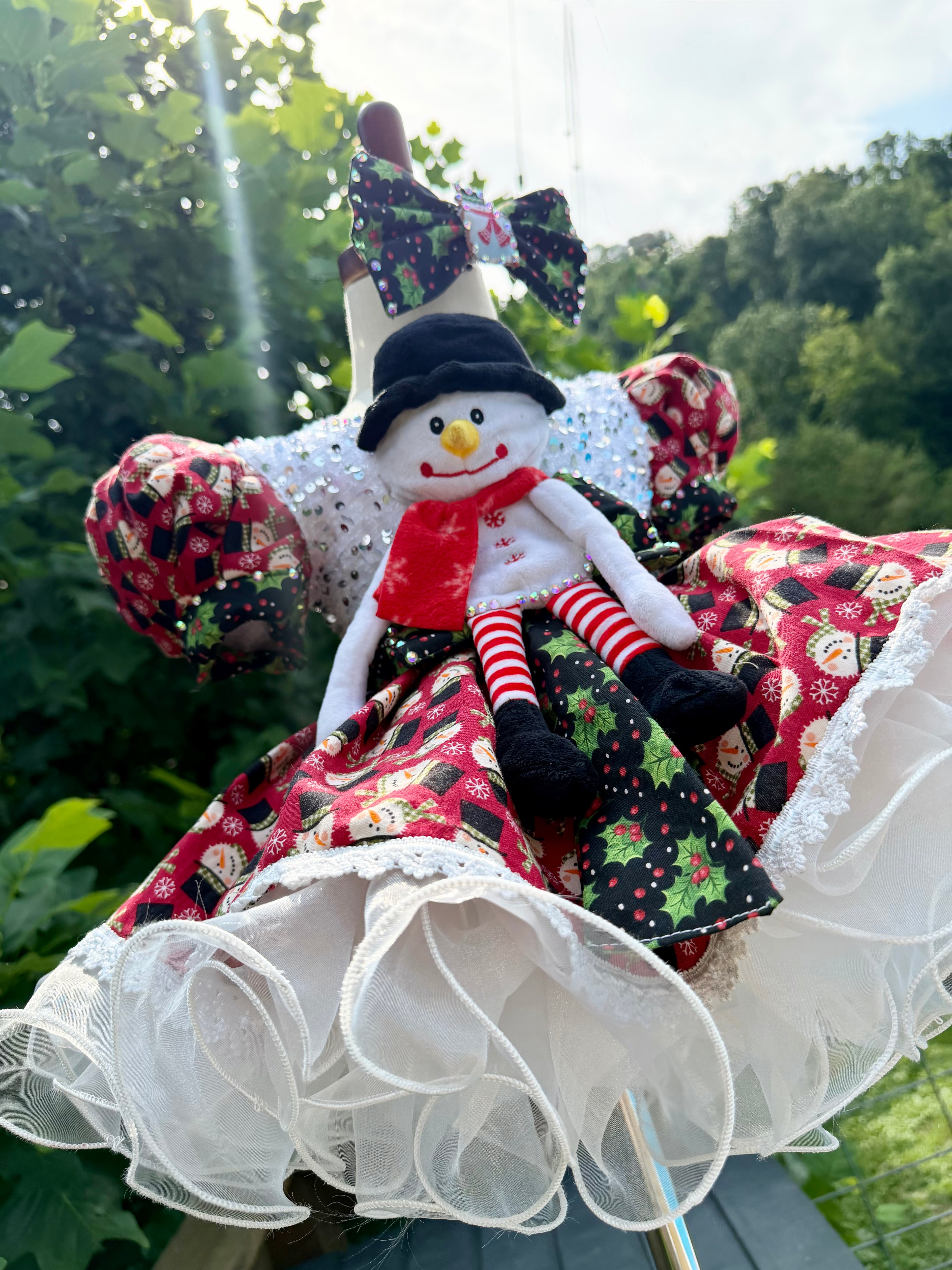 Snowman 9/18m OOC