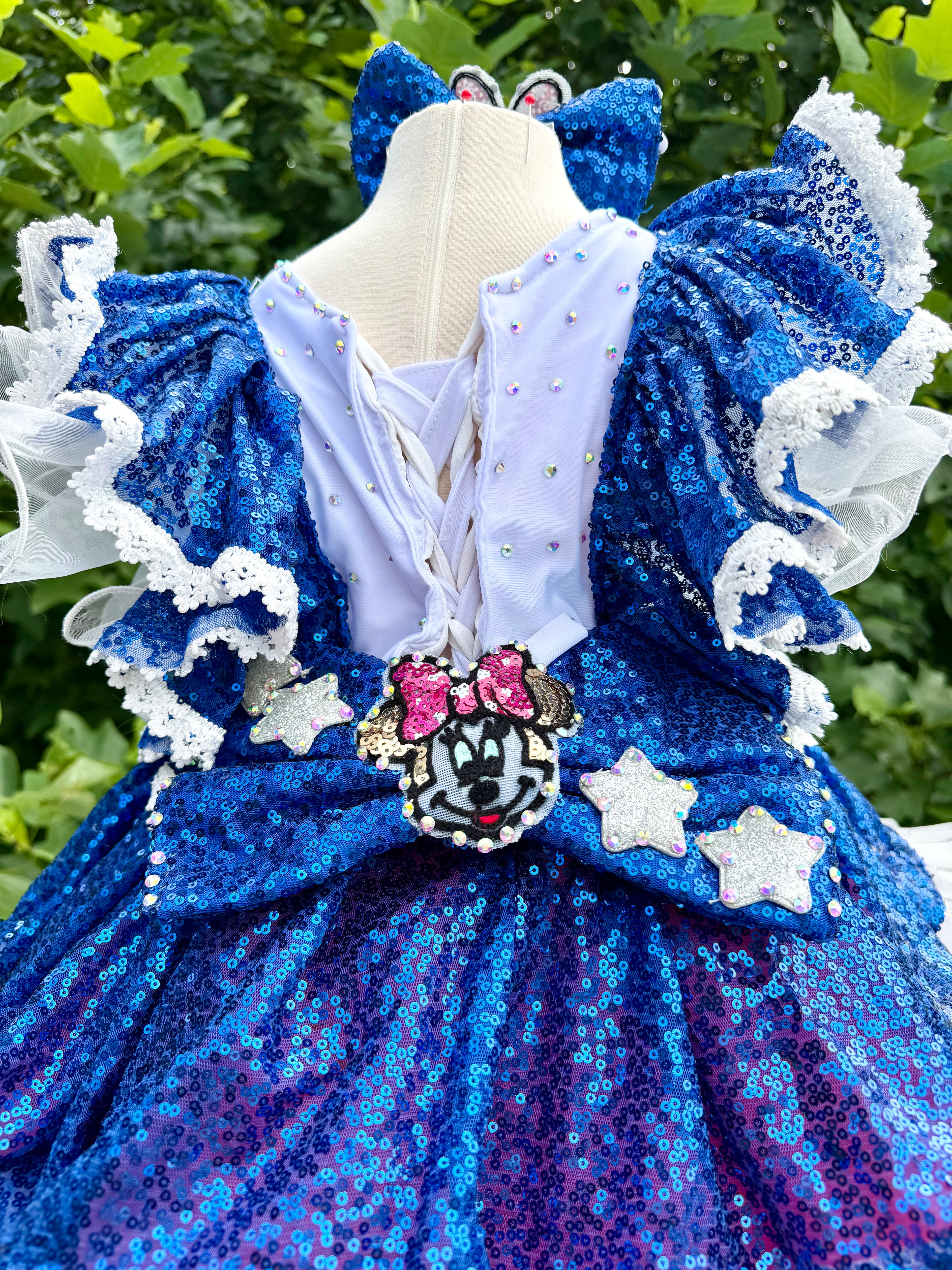 Minnie Mouse OOC Size 18/3