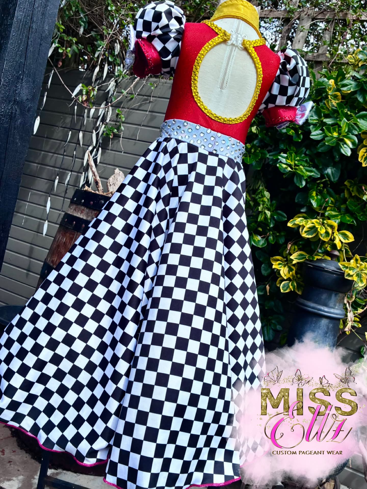 Miss Ellz Cars 12/2, small 3T - Fun Fashion or OOC