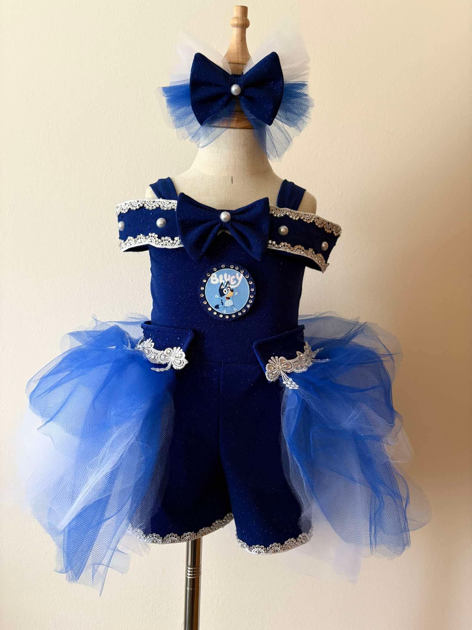 UK & Bluey Fun Fashion by Runway Ruffles Size 12/2