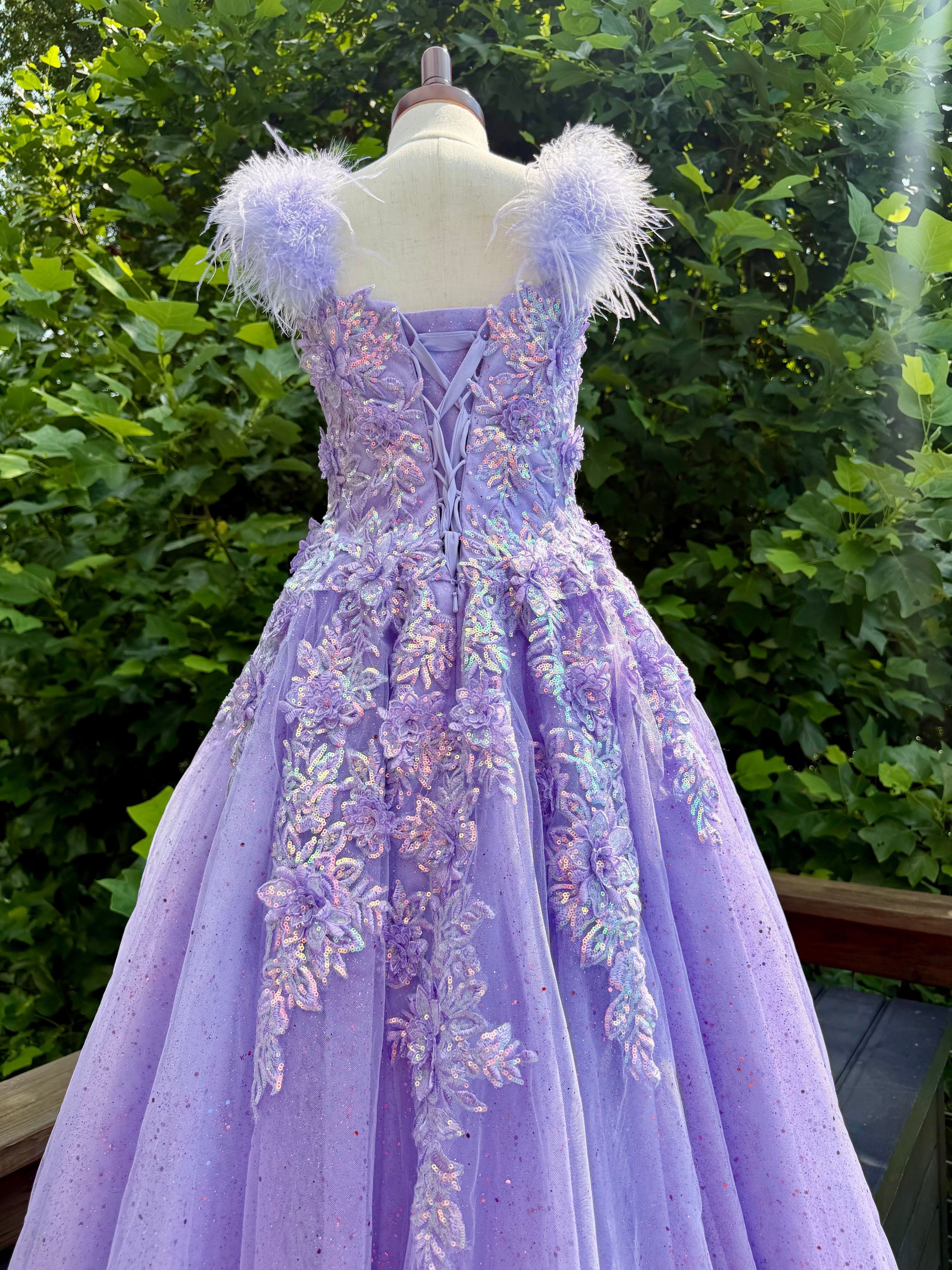 New!! Tiffany Size 4 Periwinkle Glitter