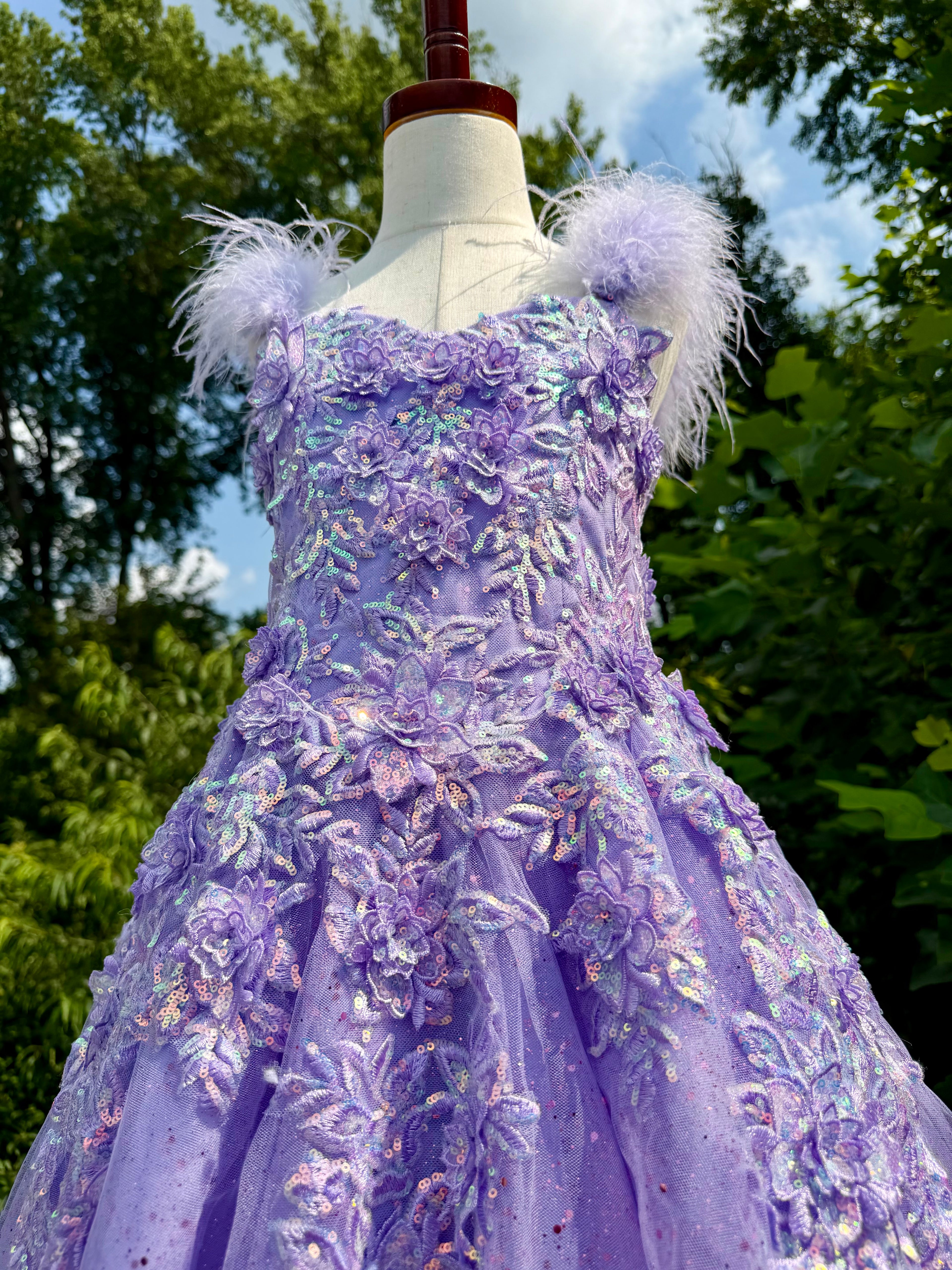 New!! Tiffany Size 4 Periwinkle Glitter