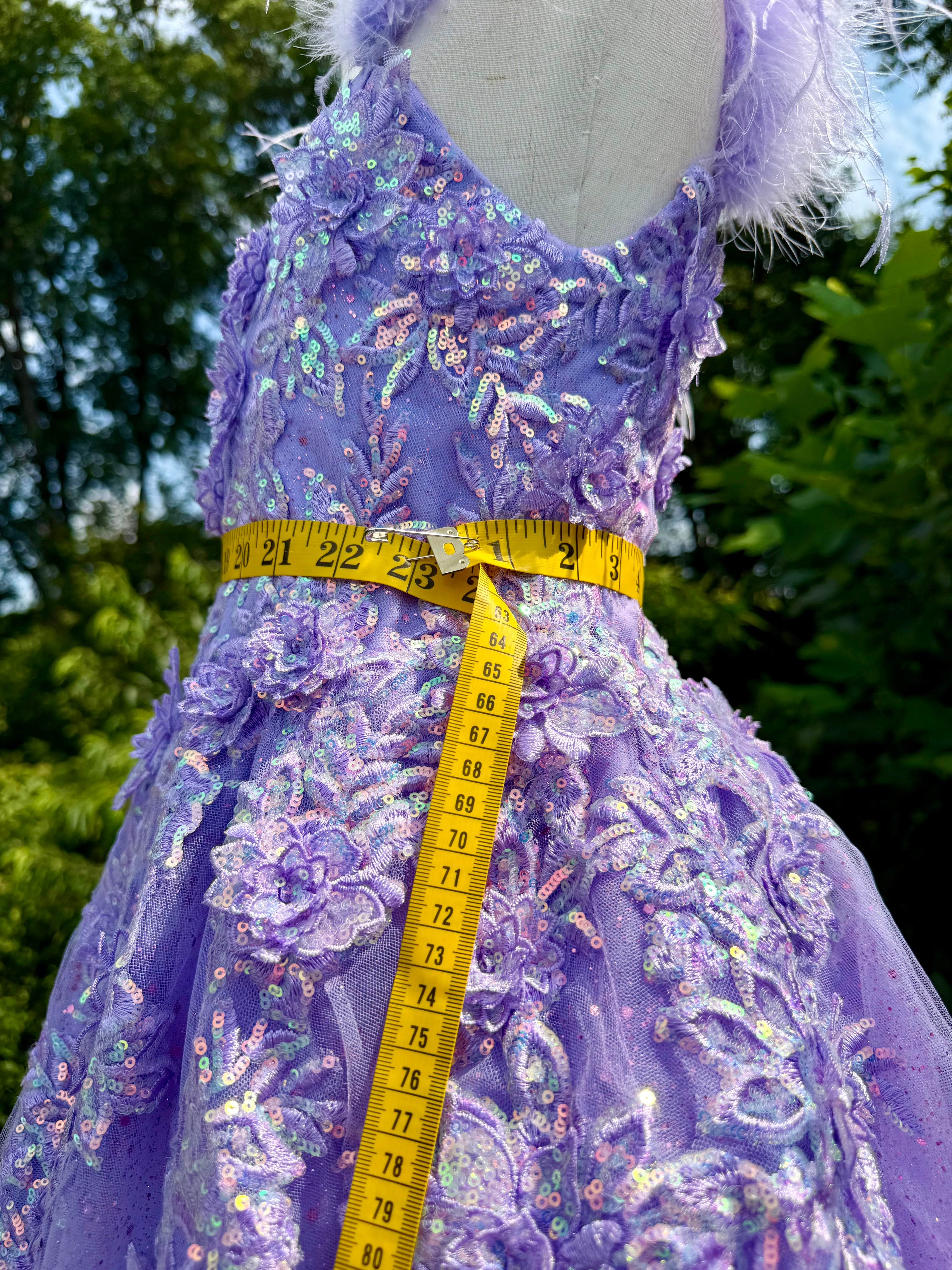 New!! Tiffany Size 4 Periwinkle Glitter