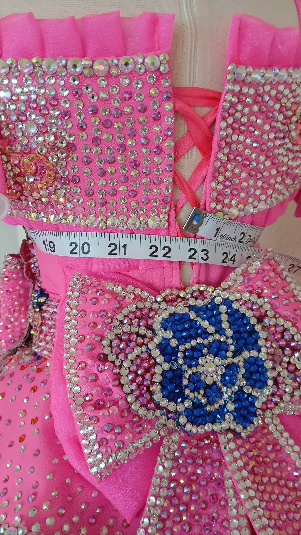 Mega Glitz National Level Platter cupcake size 18/3T, 2/4.