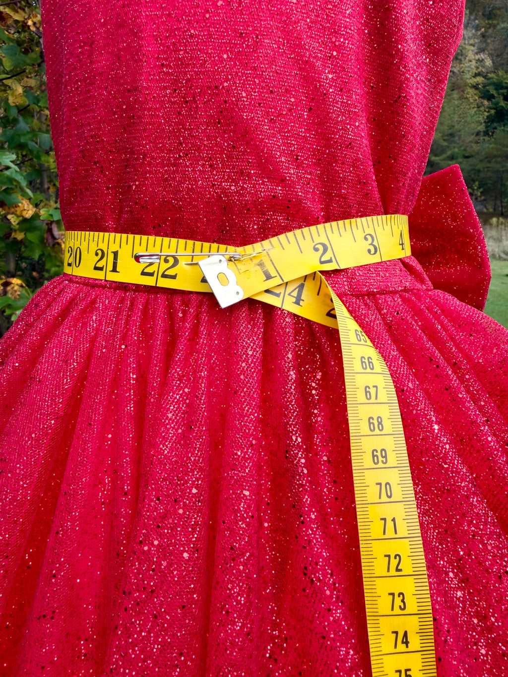 Scarlet Reign red glitz size 4