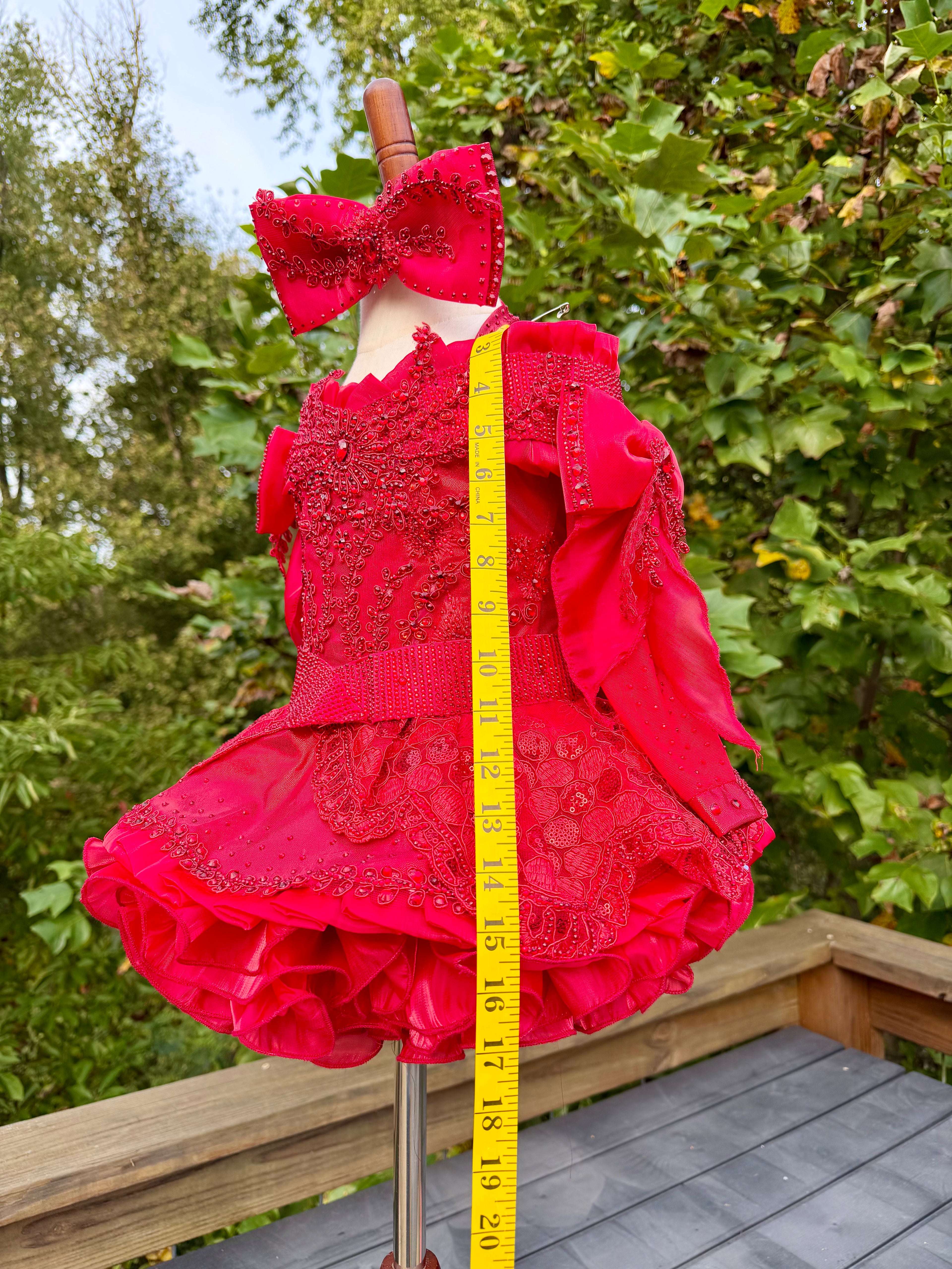 Little Miss Red Size 12/2 by Borealis