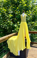 Gorgeous size 12 yellow OMC