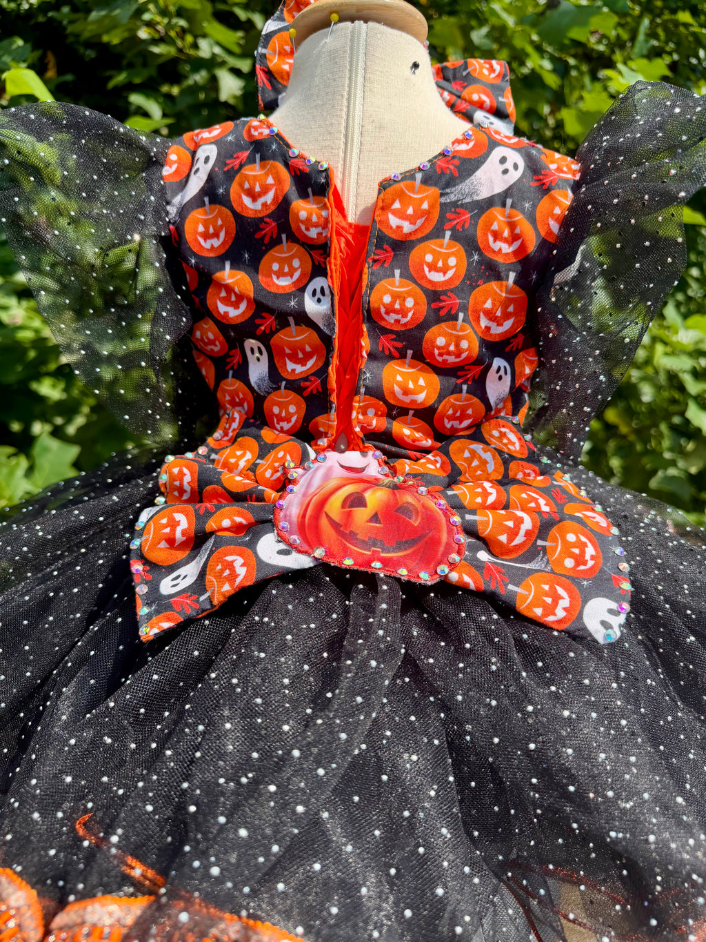 Pumpkin Spectacular size 9/18 months Royal Tog