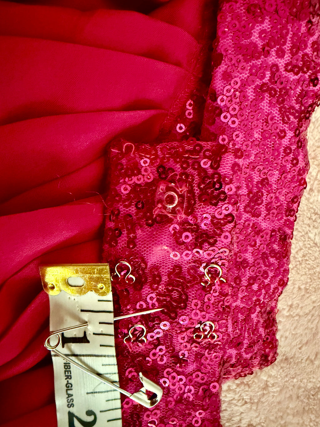 Fun Fashion Size 6 - Open Back, beautiful detachable skirt