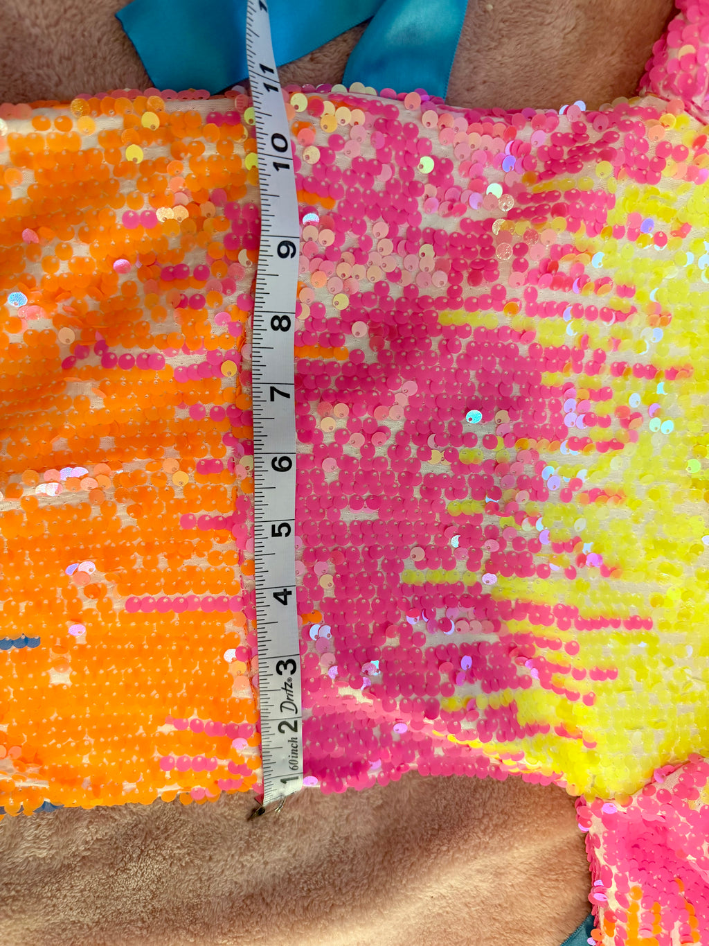 Neon Disco Darling 4/5 Fun Fashion/OOC
