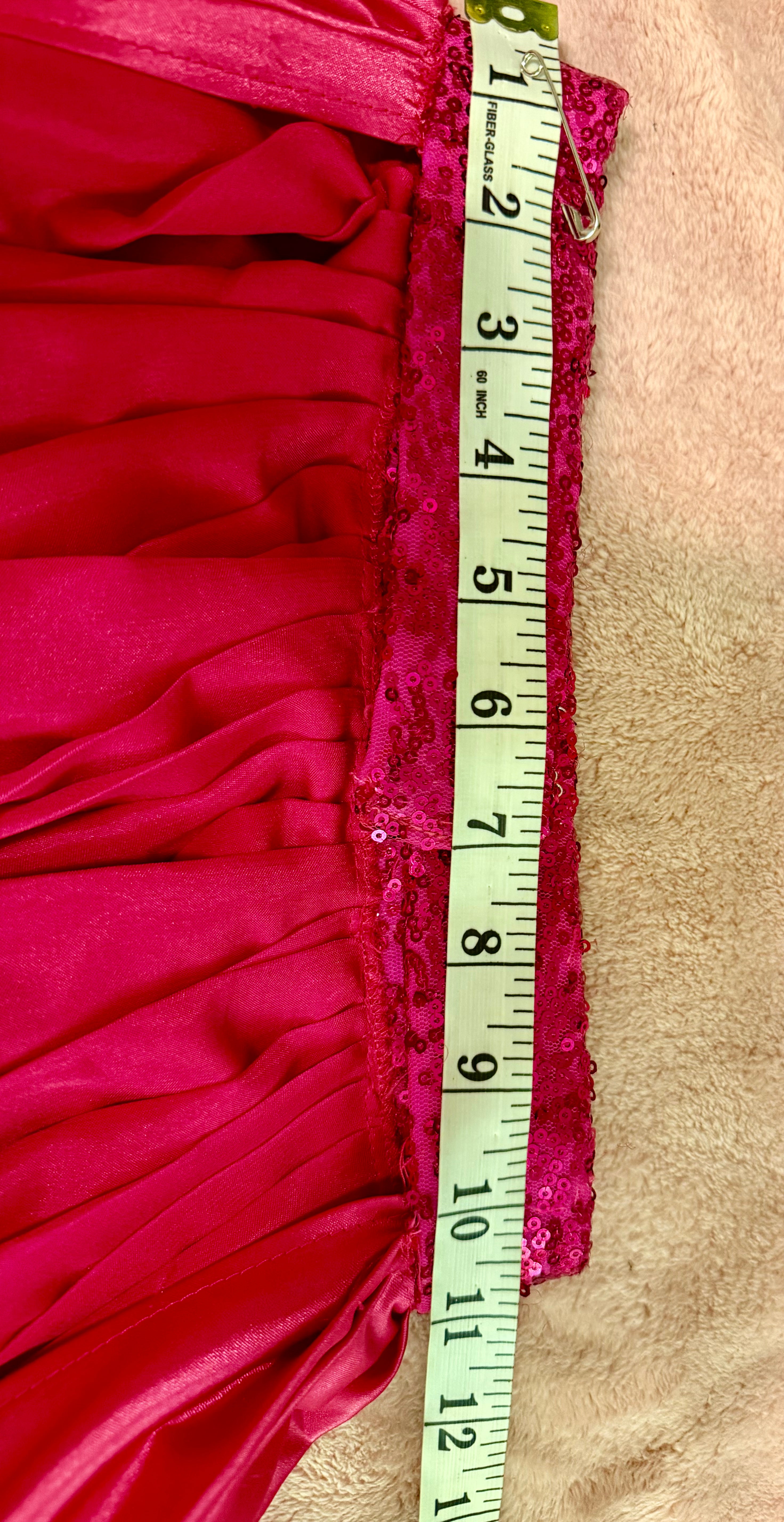 Fun Fashion Size 6 - Open Back, beautiful detachable skirt