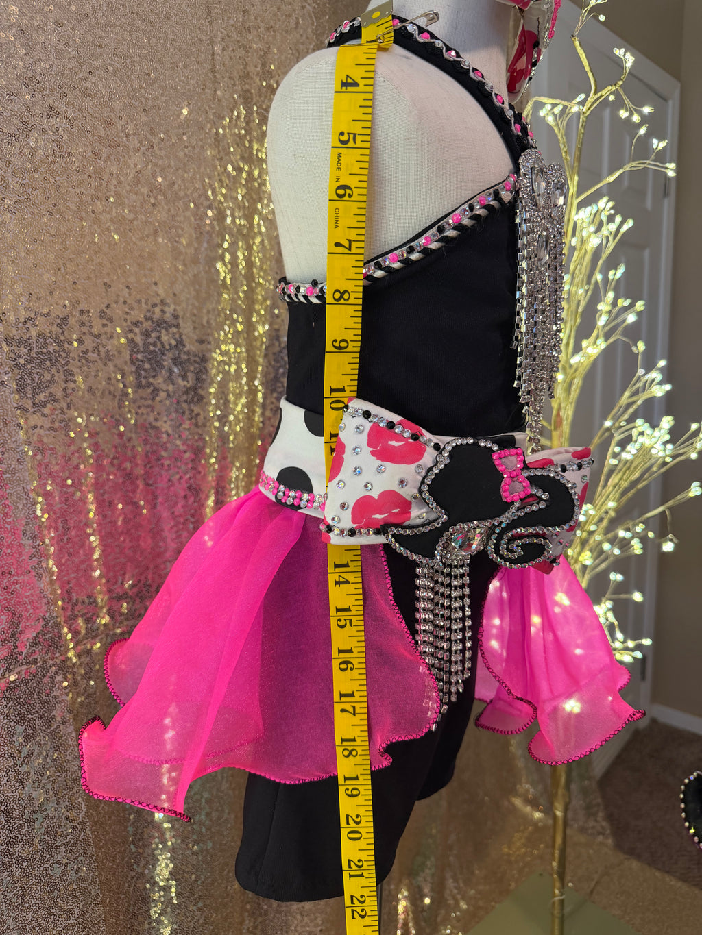 Shuggy Barbie Inspired Fun Fashion/OOC Size 3/5 Mega Glitz