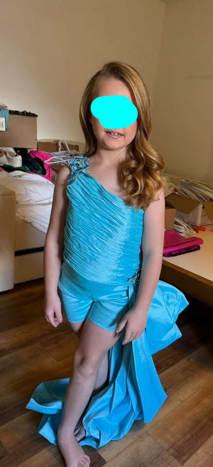 Sugar Kayne size 10 romper - zip back