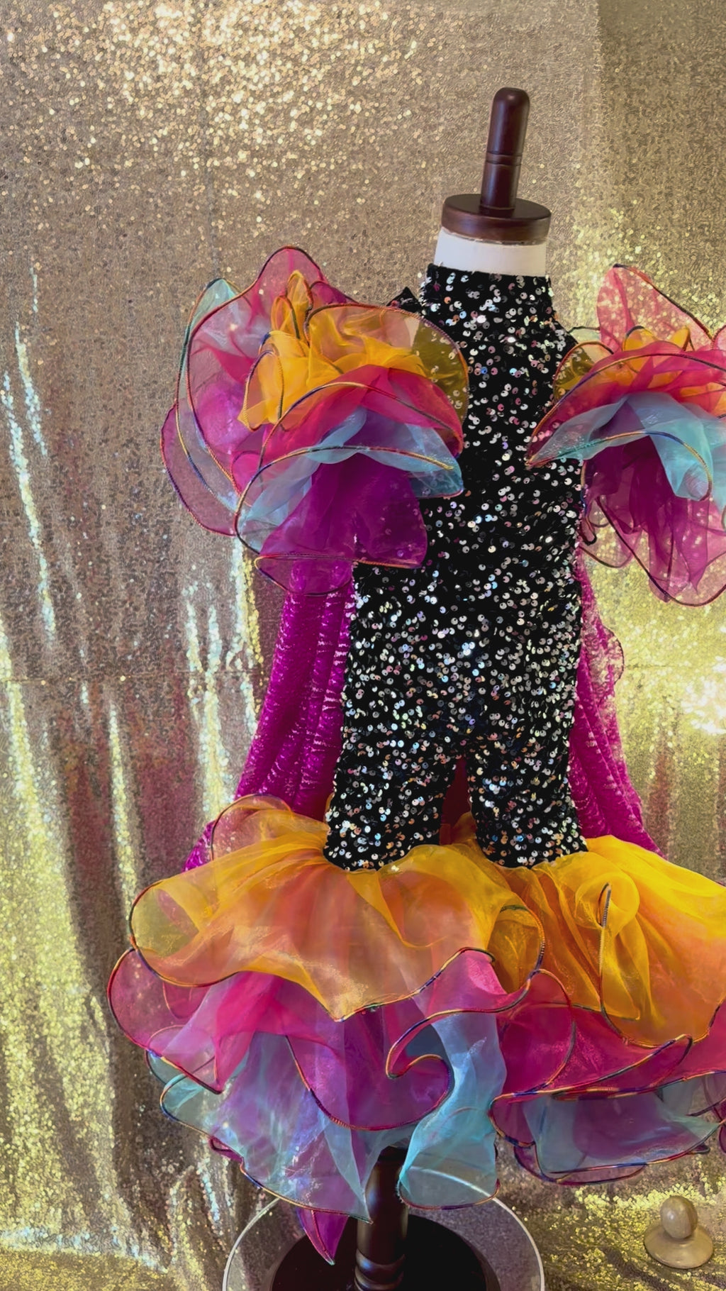 Glitz & Glam Jubilee - Size 12/2