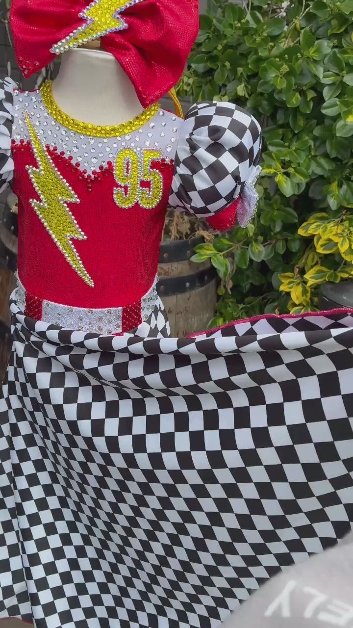 Miss Ellz Cars 12/2, small 3T - Fun Fashion or OOC